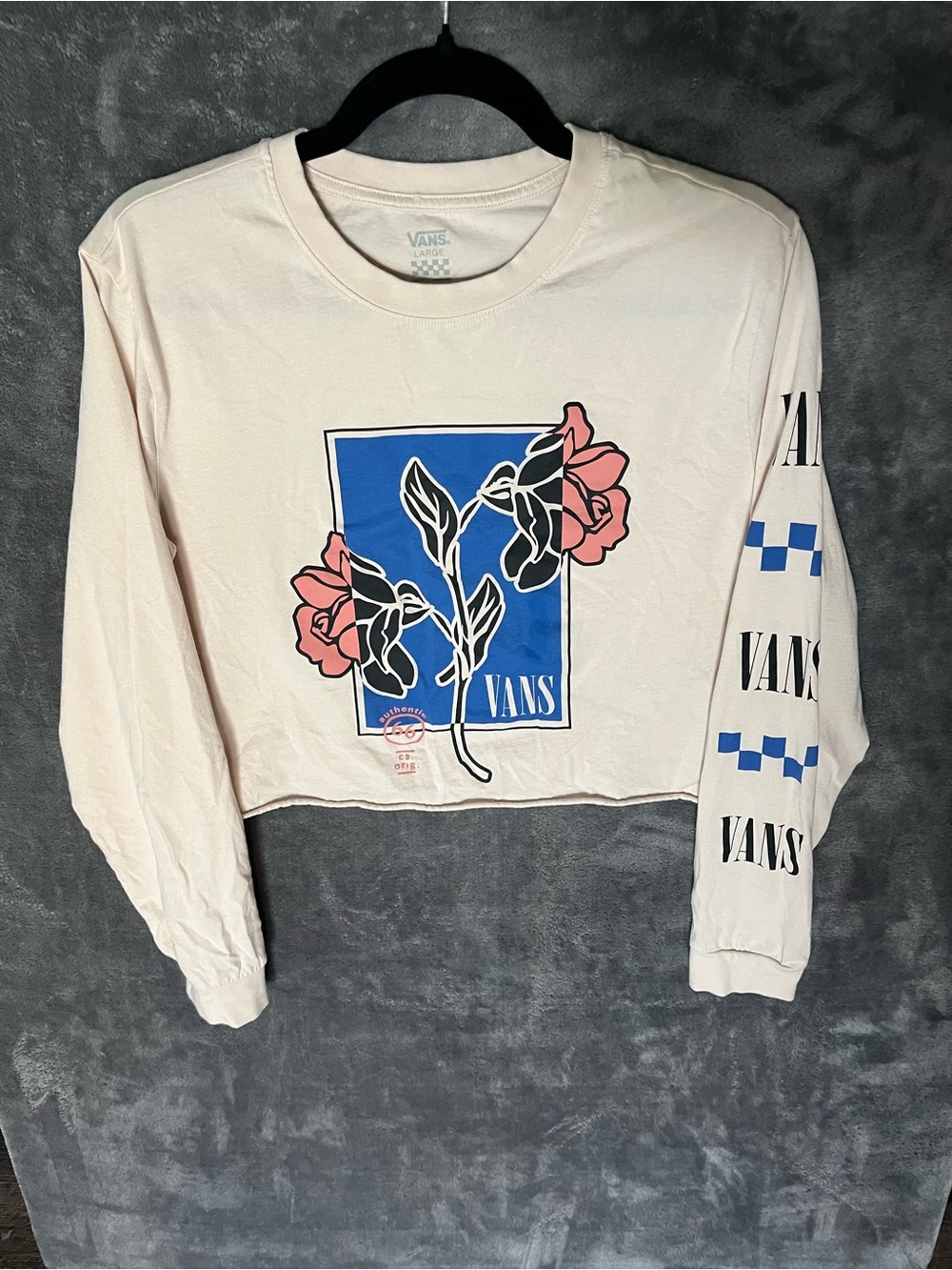 Vans cropped long sleeve top